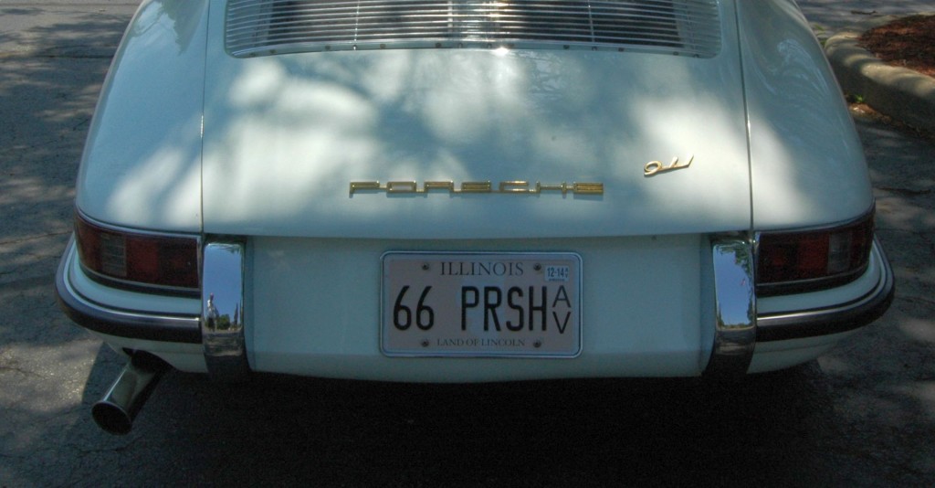 66 PRSH - Jerry mit seinem alten Nummernschild. 65er Porsche 911 wurden in den Staaten immer als 1966er Fahrzeuge zugelassen.